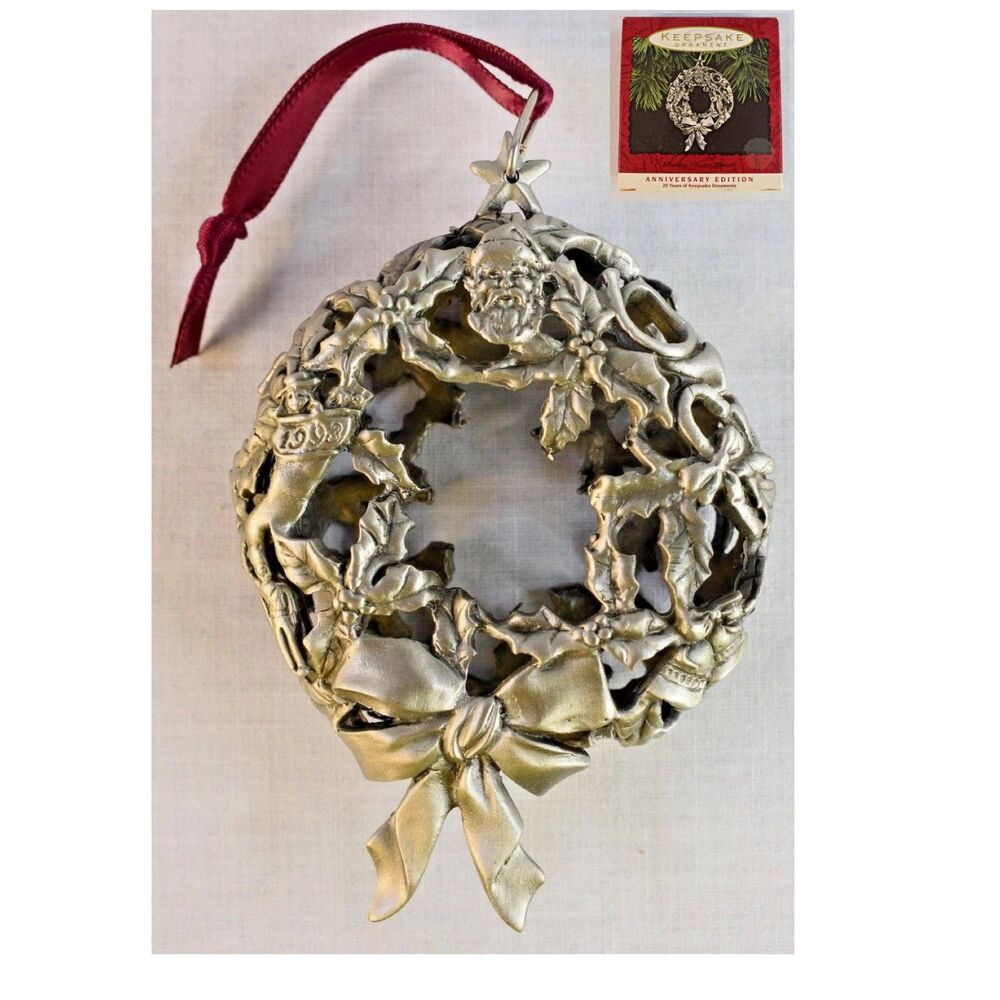 Hallmark Glowing Pewter Wreath 20th Anniversary Edition Keepsake Ornament 1993